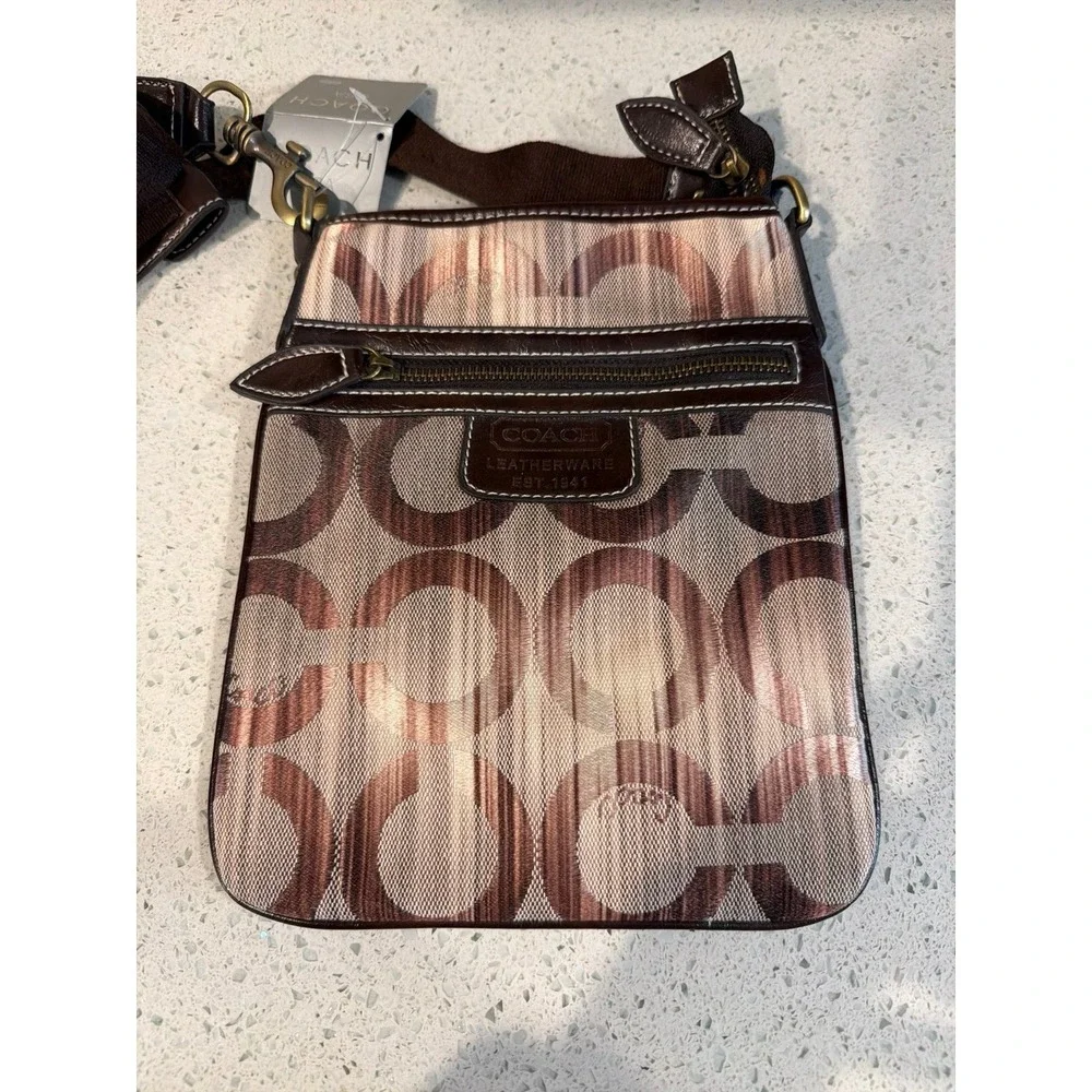 Coach Sutton Signature‎ Swingpack Khaki Jacquard Mahogany Leather Bag